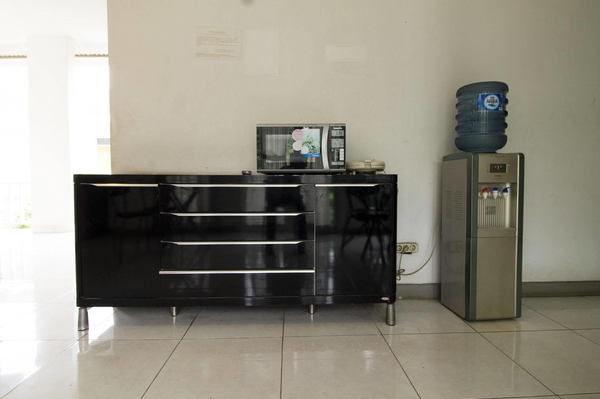 Reddoorz Plus Near Lippo Karawaci 탕그랑 외부 사진